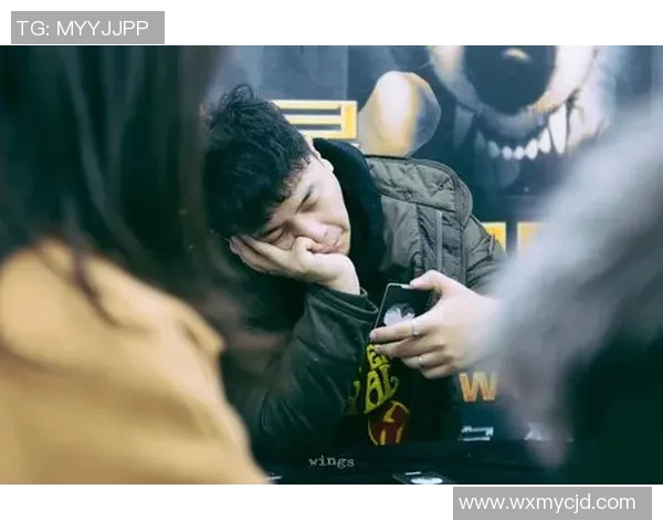 狼人队与贝西克塔斯的激烈对决揭示足球战术的巅峰对抗